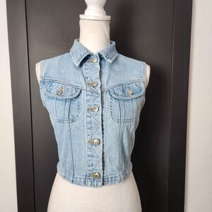 Classic Cool: Gap Denim Vest - Size Small